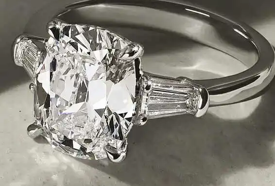 Engagement diamond jewelry