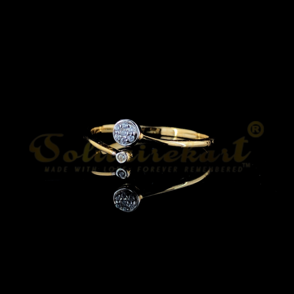 Eclipse of Elegance: The 18K Gold Natural Diamond Ring