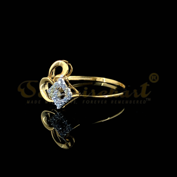 Lustrous Bond: The 18K Gold with 0.08CT Natural Diamond Solitaire Ring